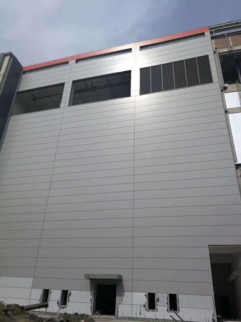 聚胺脂彩鋼板工程